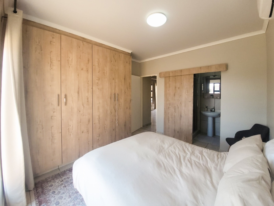 2 Bedroom Property for Sale in Van Der Hoff Park North West